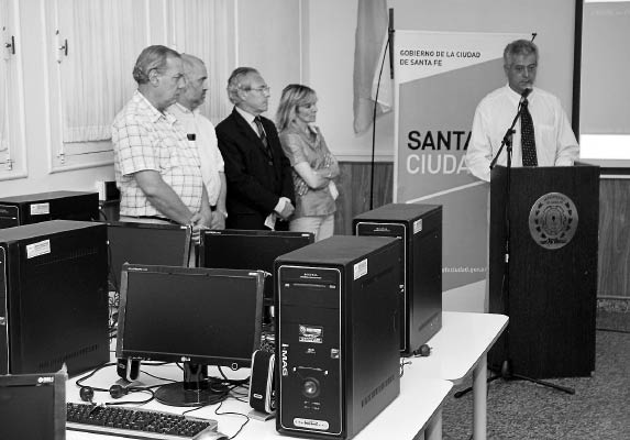 Lanzan un plan de capacitación docente en nuevas tecnologías Lanzan un plan de capacitación docente en nuevas tecnologías
