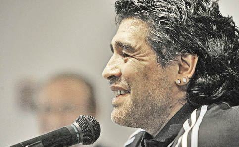 Diego criticó la función de Bilardo Diego criticó la función de Bilardo