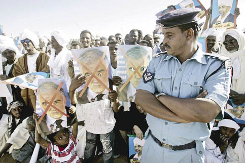 El presidente sudanés expulsa a 13 ONG’s y denuncia “neocolonialismo” occidental El presidente sudanés expulsa a 13 ONG’s y denuncia “neocolonialismo” occidental