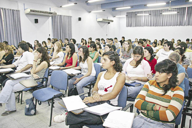 Modelización: una forma de encontrar el sentido de la Matemática Modelización: una forma de encontrar el sentido de la Matemática