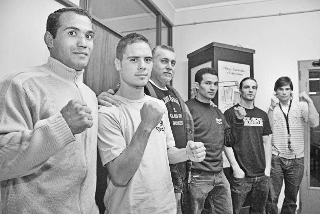 Pugilistas santafesinos se presentan mañana en Paraná Pugilistas santafesinos se presentan mañana en Paraná