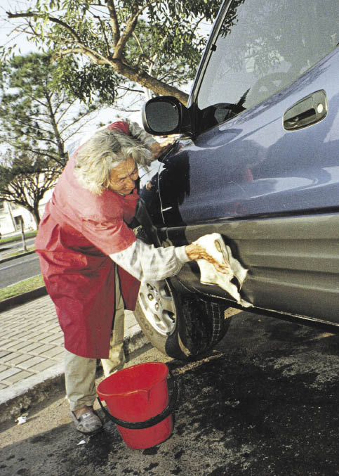 Buscan regularizar a los cuidacoches Buscan regularizar a los cuidacoches