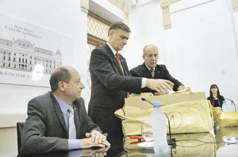 Invierten 8 millones para agilizar el desempeño del Registro Civil Invierten 8 millones para agilizar el desempeño del Registro Civil