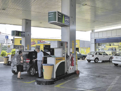 Arrestados en la estación de servicio Arrestados en la estación de servicio