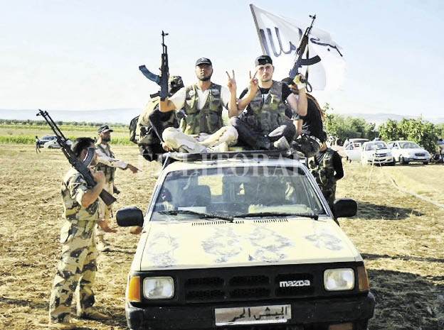 Gobierno amenaza con usar armas químicas en caso de agresión externa Gobierno amenaza con usar armas químicas en caso de agresión externa