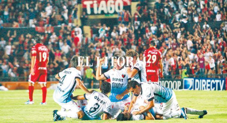 Abrazados a la ilusión Abrazados a la ilusión