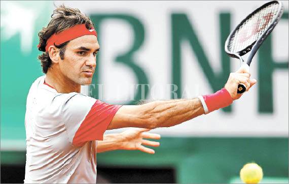 Federer comenzó de buena manera Federer comenzó de buena manera