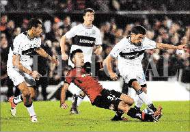 UD4-NEWELS_GIMNASIA_3_GRANATA_15082014_AA_79359_1.JPG