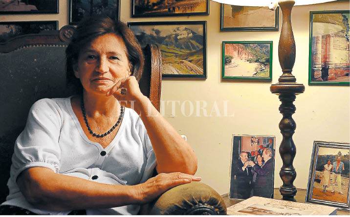 Lucía Gálvez, historiadora con mirada de mujer Lucía Gálvez, historiadora con mirada de mujer