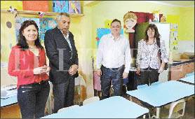 22-1-VISITAN CENTRO DE SANTA ROSA.JPG