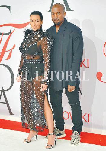 12_4_CELEBRITIES INVITADOS RED CARPET CFDA FASHION AWARDS 2015.JPG