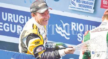 D12-A-02-08-2015_OMAR_MARTNEZ_FUE_EL_BRILLANTE.jpg