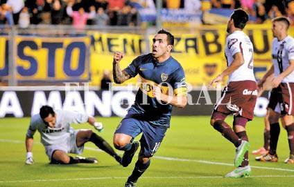 D-2-24-10-2015_SAN_JUAN_CARLOS_TVEZ_FESTEJA.jpg