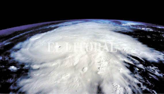 Patricia llegó a México, aunque sin la devastación prevista Patricia llegó a México, aunque sin la devastación prevista