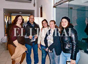 16_05_KARINA VERGARA, FABIO GONZALEZ, SELENE MICHETTI, VANINA VALLE, AYELEN PEREZLINDO.JPG