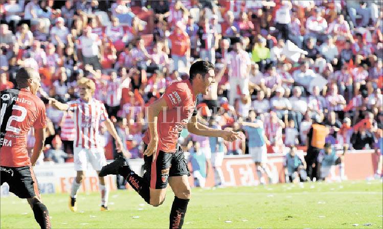 Colón vuelve a su casa después del grito sagrado Colón vuelve a su casa después del grito sagrado