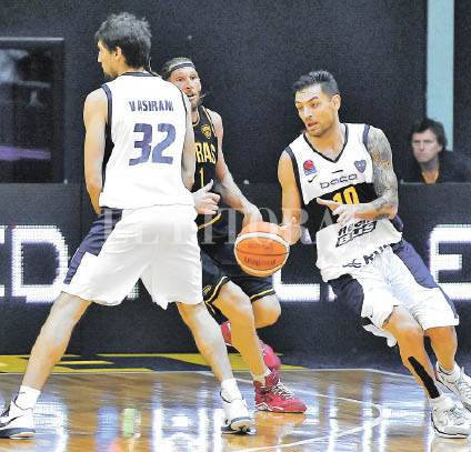 D-12-A-LNB2017FB66AA.jpg