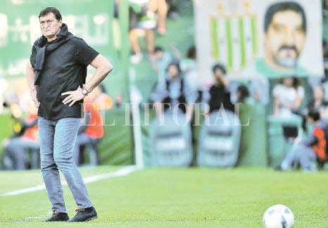 D6-B-11-09-2016_BUENOS_AIRES_JULIO_FALCIONI_DT.jpg
